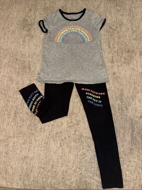 Justice Gray & Black Rainbow Graphic Tee and Black Leggings Set
